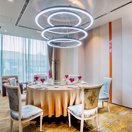 Holiday Inn Express City Centre Dalian By Ihg מראה חיצוני תמונה