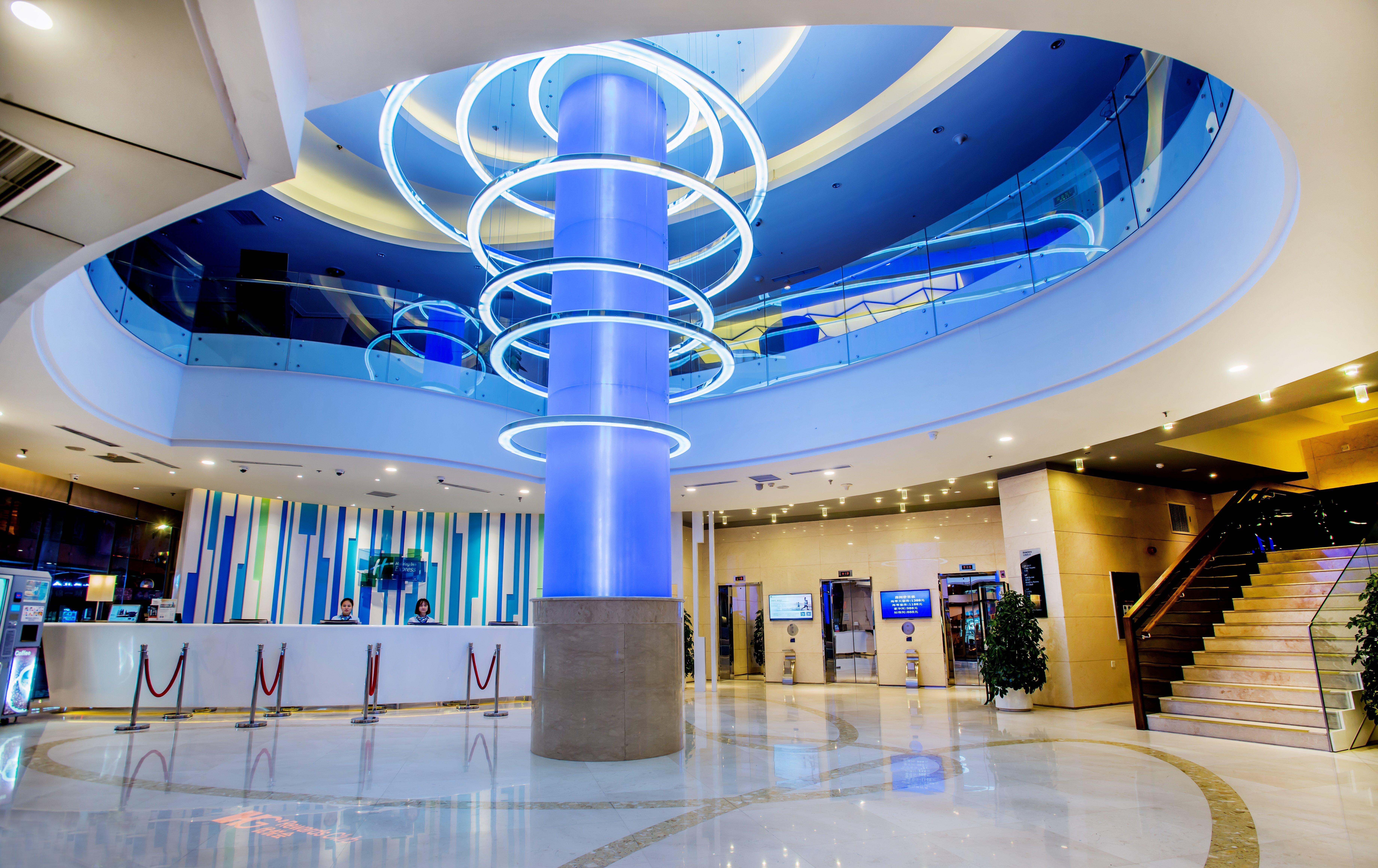 Holiday Inn Express City Centre Dalian By Ihg מראה חיצוני תמונה