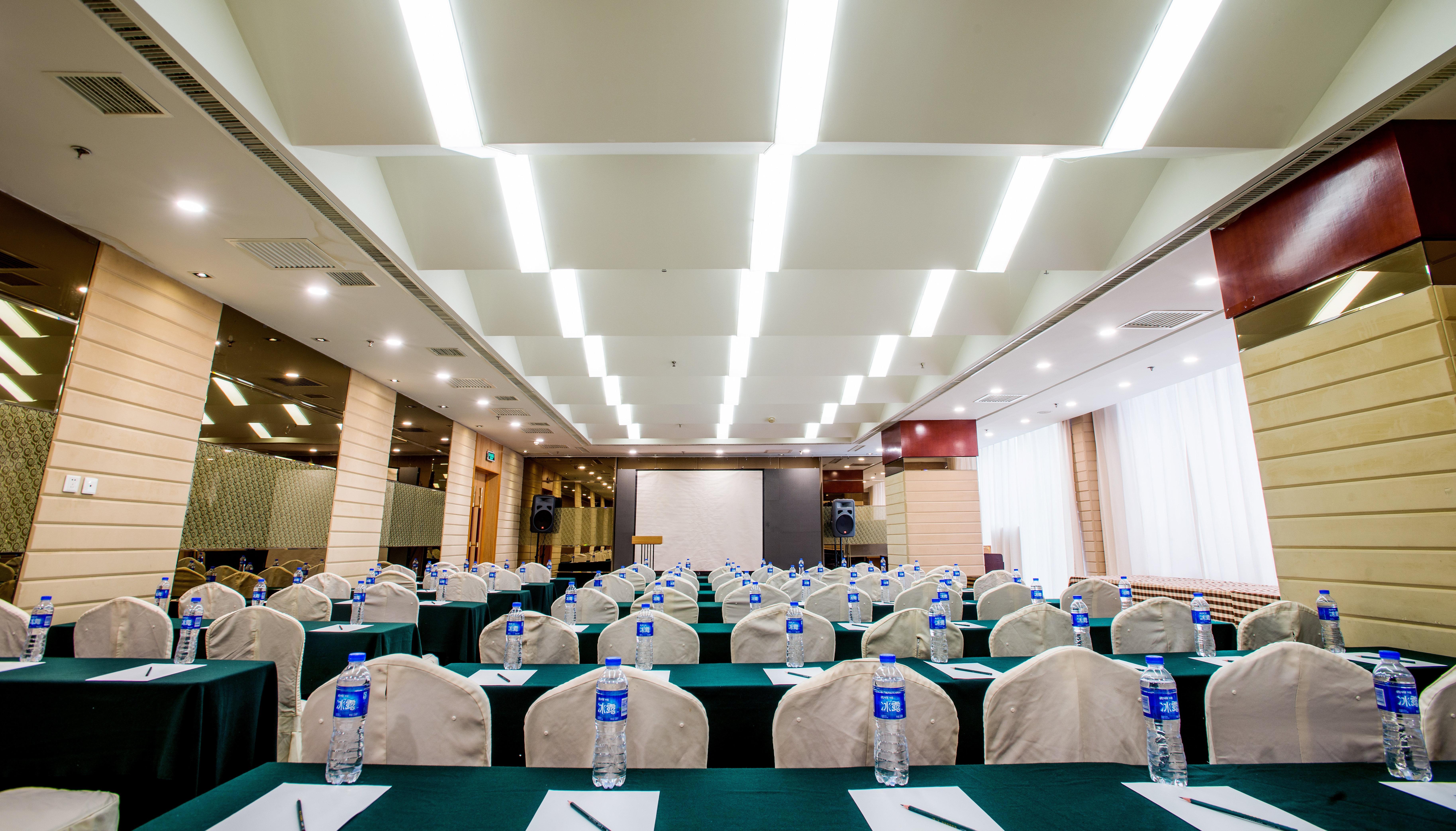 Holiday Inn Express City Centre Dalian By Ihg מראה חיצוני תמונה