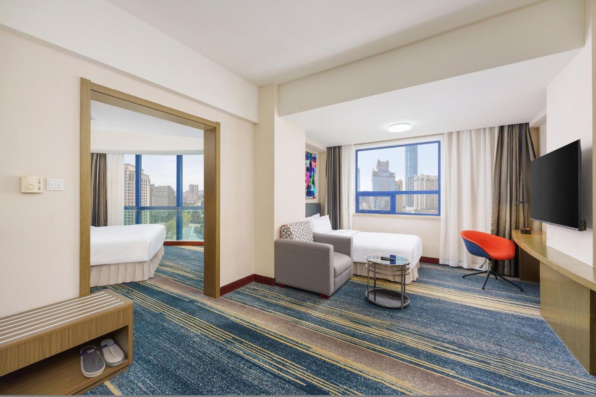 Holiday Inn Express City Centre Dalian By Ihg מראה חיצוני תמונה